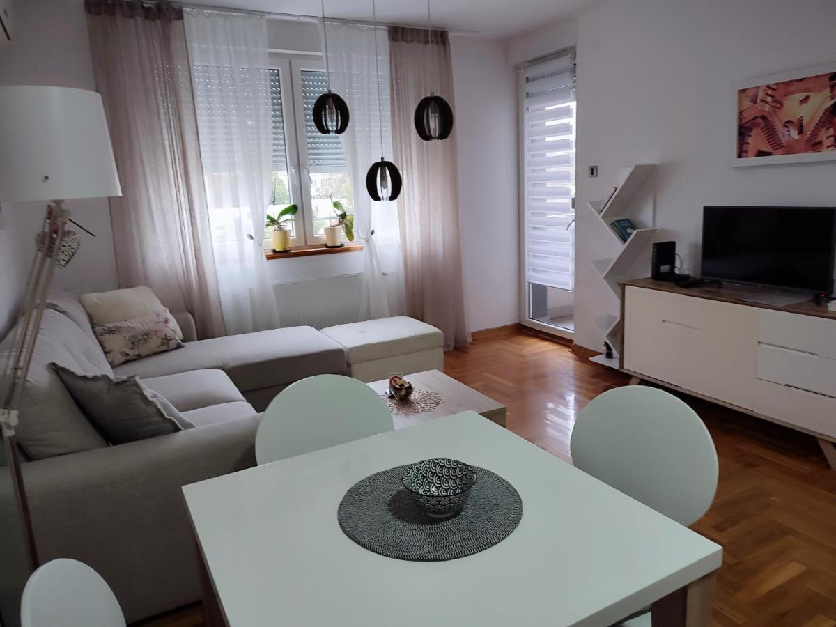 Apartment Rosa Novi Sad Exteriér fotografie